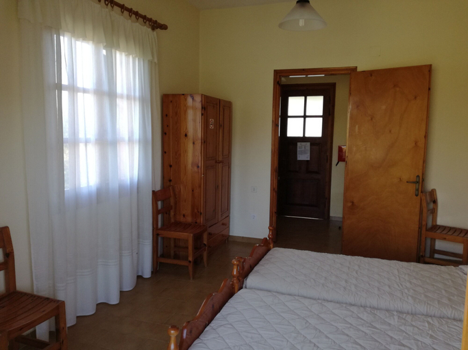 Bedroom 2, Tony studio & apartments, Ionian Islands