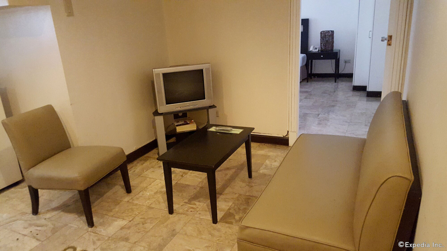 Others 5, LPL Suites Greenbelt, Makati City