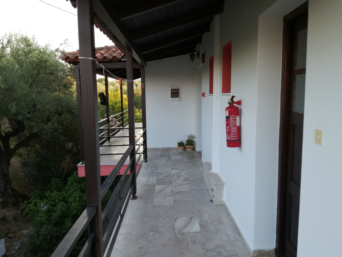 Others 5, Tony studio & apartments, Ionian Islands
