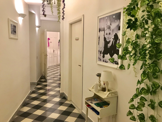 Bathroom 5, B&B Essenze, Palermo