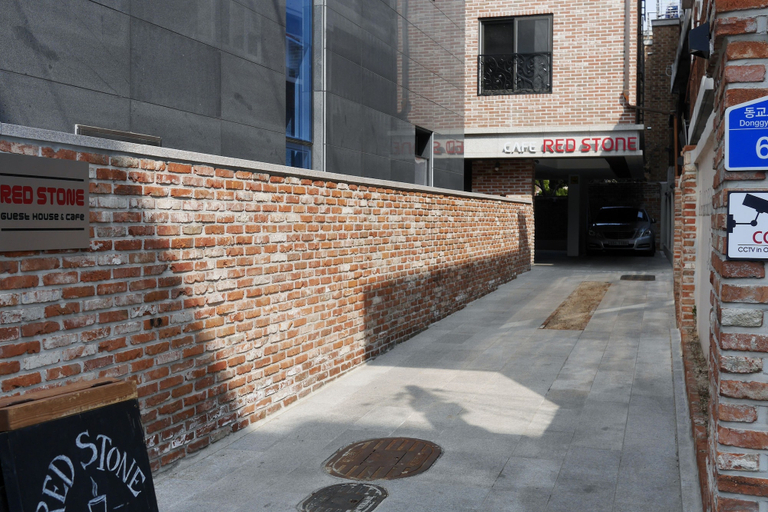 Public Area 3, Red Stone Stay, Mapo
