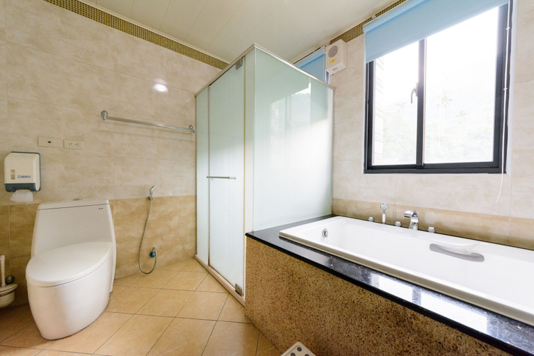 Bathroom 4, No 8 Dream Street B&B, Nantou