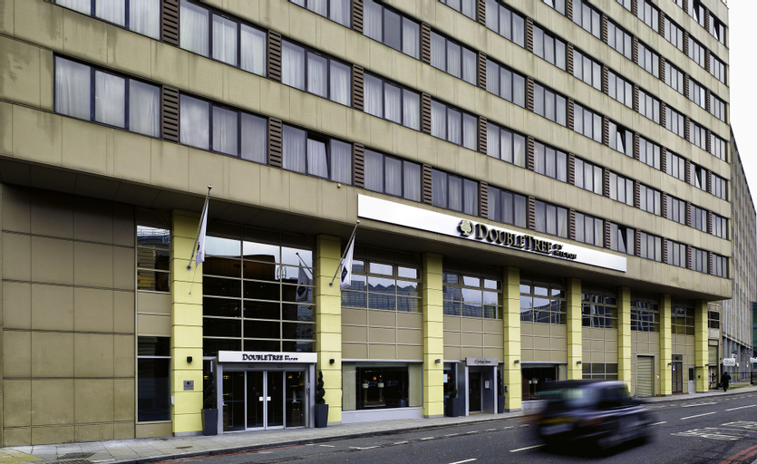 DoubleTree by Hilton London Victoria, London