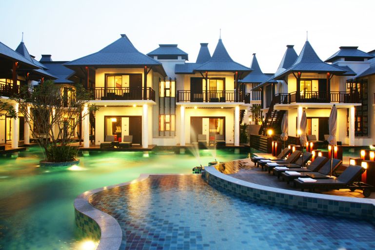 Z Through By The Zign SHA Extra Plus, Pattaya