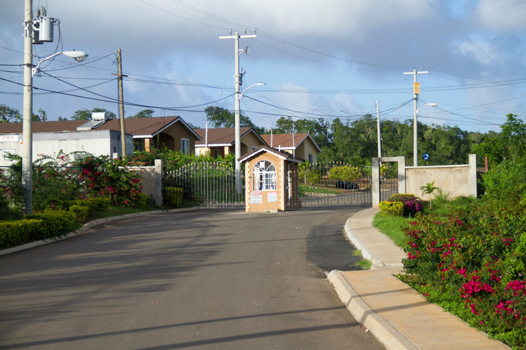 Greenoasis Guest House,