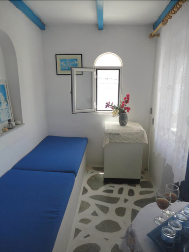 Bedroom 3, Captain Menegos Studios, South Aegean