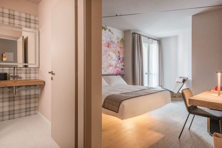 Bedroom 14