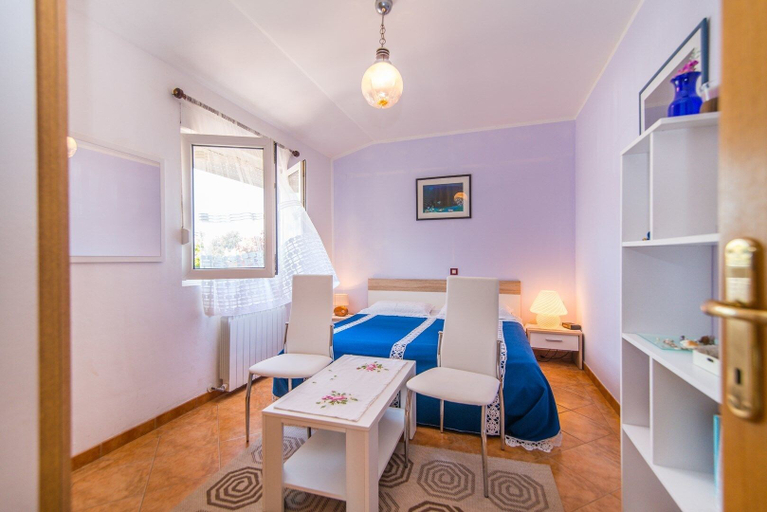 Bedroom 3, Apartments Vera, Ližnjan