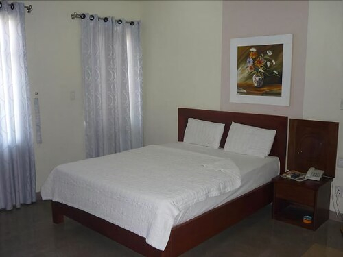 Waikiki Hotel, Thanh Khê