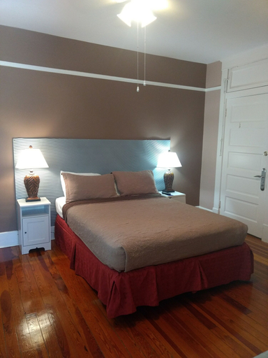 Bedroom 3, Mansion Inn, Pinellas