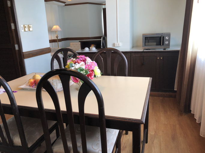 Thong Tarin Hotel, Muang Surin