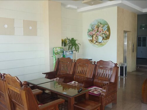 Waikiki Hotel, Thanh Khê