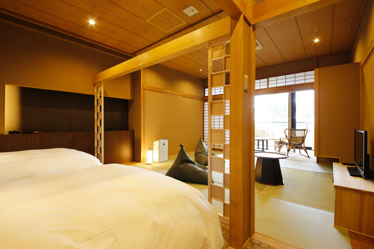 Bedroom 3, Awaji Hamarikyu, Minamiawaji