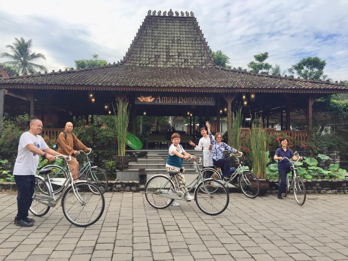 Amata Borobudur, Magelang