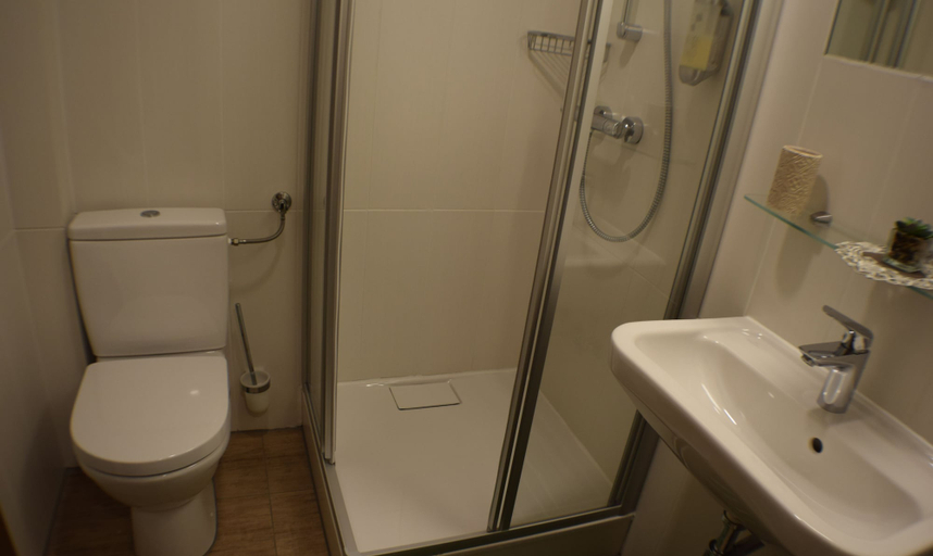 Bathroom 4, Bürgergesellschaft, Altenkirchen (Westerwald)