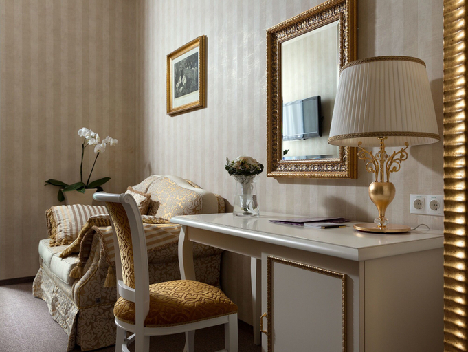 Iris Art Hotel, Kharkivs'ka