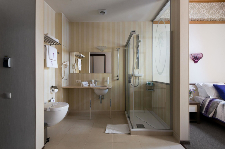 Iris Art Hotel, Kharkivs'ka