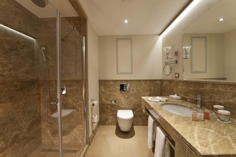 Bathroom 4, Ramada by Wyndham Istanbul Asia, Üsküdar