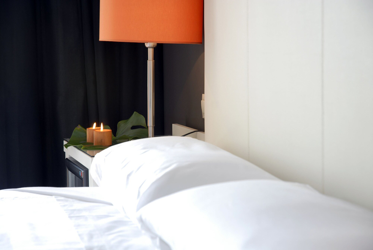 Bedroom 4, Hotel Balneario Playa De Coma Ruga, Tarragona