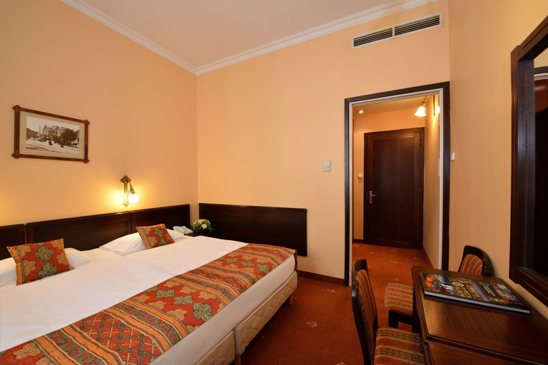 Bedroom 3, Palatinus Grand Hotel, Pécs
