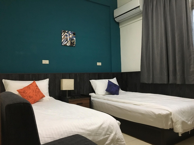 Bedroom 13