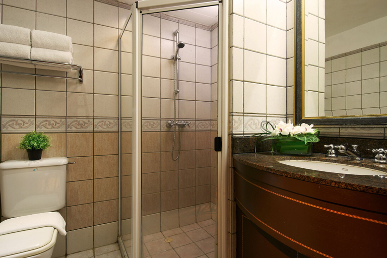 Orchard Parksuites, Orchard