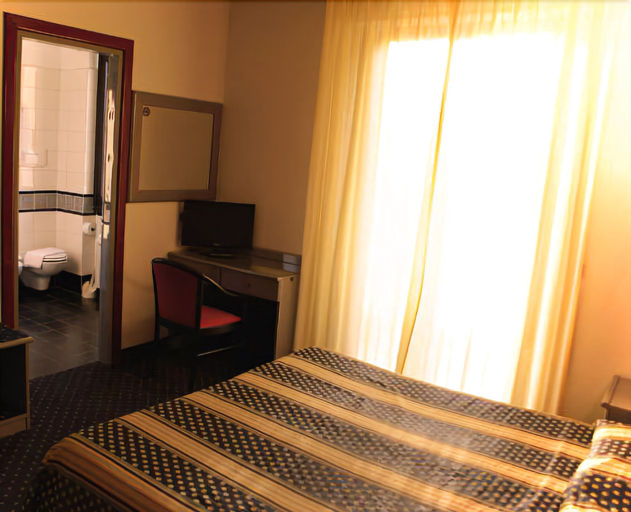 Bedroom 3, Residence Il Melograno, Brescia