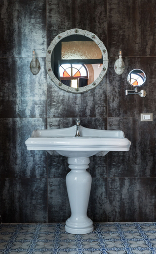 Bathroom 4, Alexander Art Nouveau Suites, Syracuse