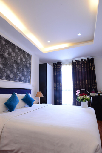 Golden Sun Palace Hotel, Hoàn Kiếm