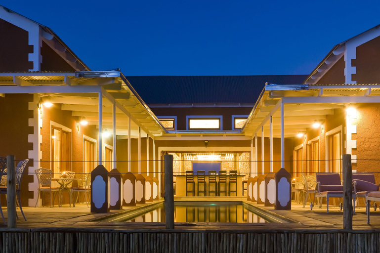 River Crossing Lodge, Windhoek East