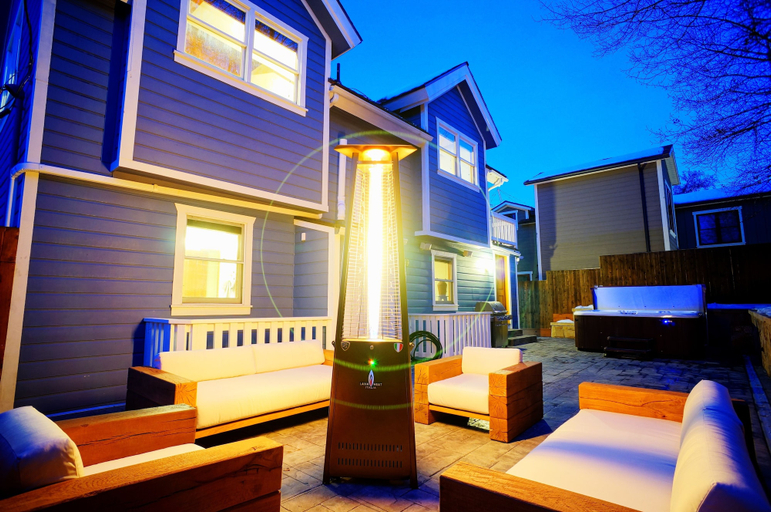 Public Area 3, Abode Off Main, Summit
