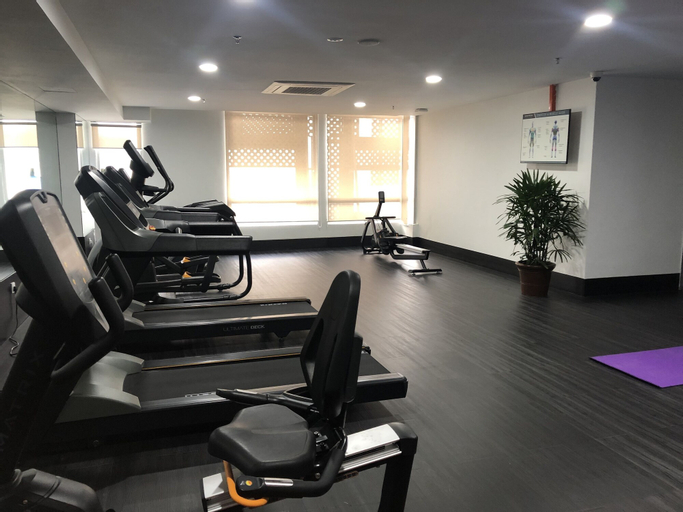 Days Hotel and Suites by Wyndham Fraser Business Park Kuala Lumpur, Kuala Lumpur