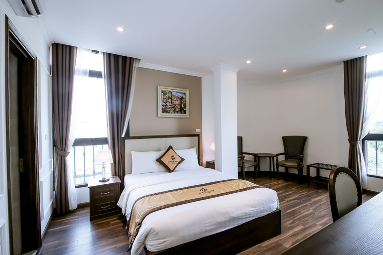 Louisland Hotel, Cầu Giấy