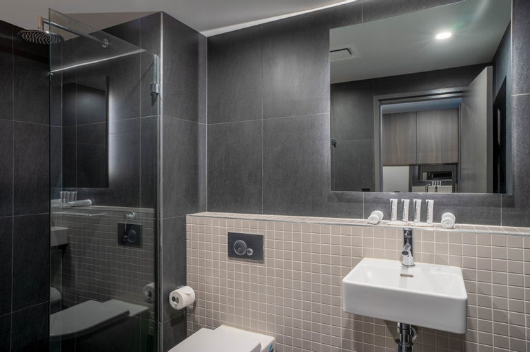Bathroom 5