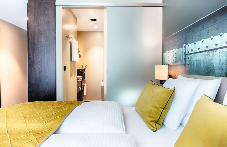 Bedroom 18