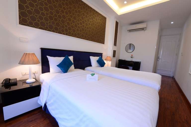 Golden Sun Palace Hotel, Hoàn Kiếm