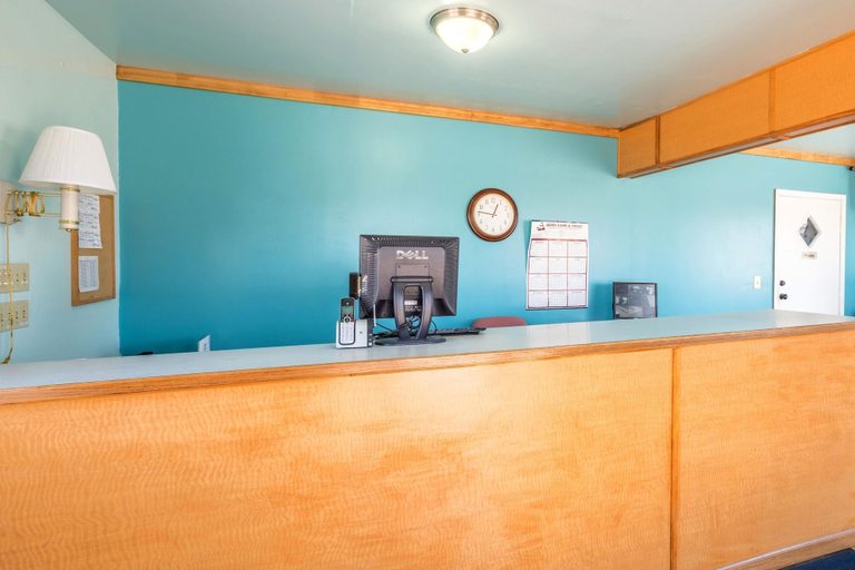 Public Area, Rodeway Inn, Keith