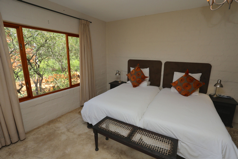 River Crossing Lodge, Windhoek East