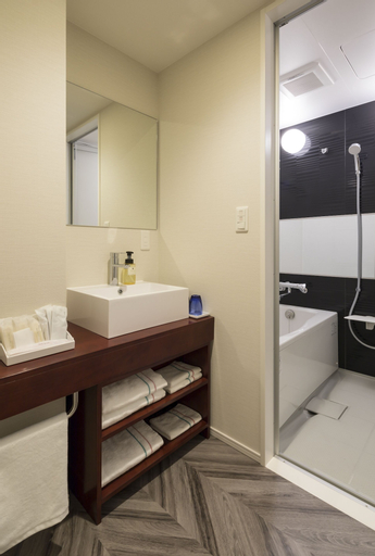 SARASA HOTEL Shin-Osaka, Osaka