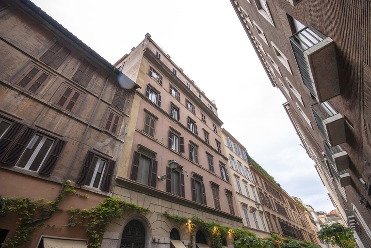 Exterior & Views 2, ROMAC - Condotti with terrace, Rome