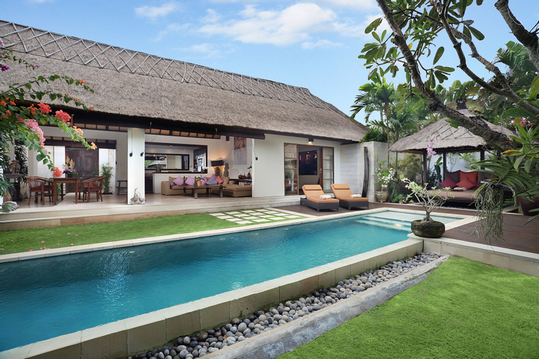 Swimming Pool 14