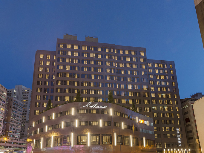 Exterior 14