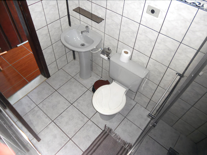 Bathroom 5, Pousada Sol Nascente, Parati