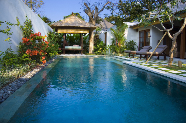 Swimming Pool 17