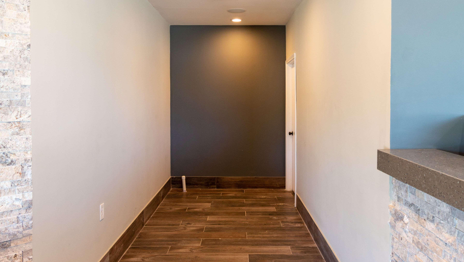 Public Area 2, Magnuson Extended Stay and Suites Airport Hotel, Irving