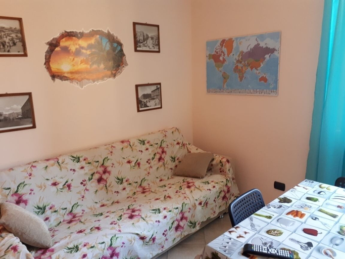 Bedroom 2, Casa Carlo apartment near the center, Bari