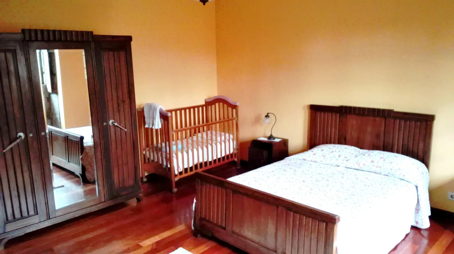 House With 5 Bedrooms in Taíde, With Enclosed Garden and Wifi - 45 km, Póvoa de Lanhoso