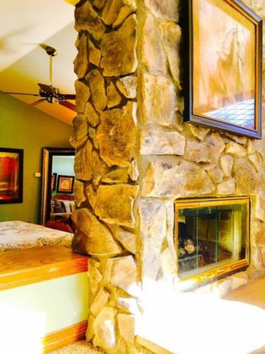 Public Area 2, Meadow Creek Mountain Lodge and Event Center, Jefferson