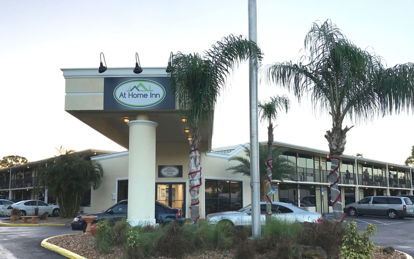 At Home Inn, Saint Lucie