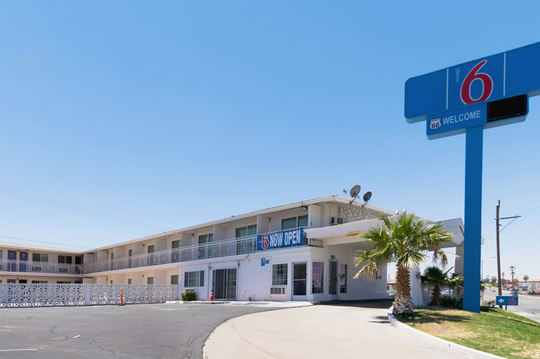 Motel 6 Barstow, CA - Route 66, San Bernardino